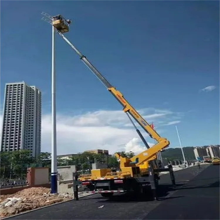 嘉禾维修路灯的曲臂升降车出租