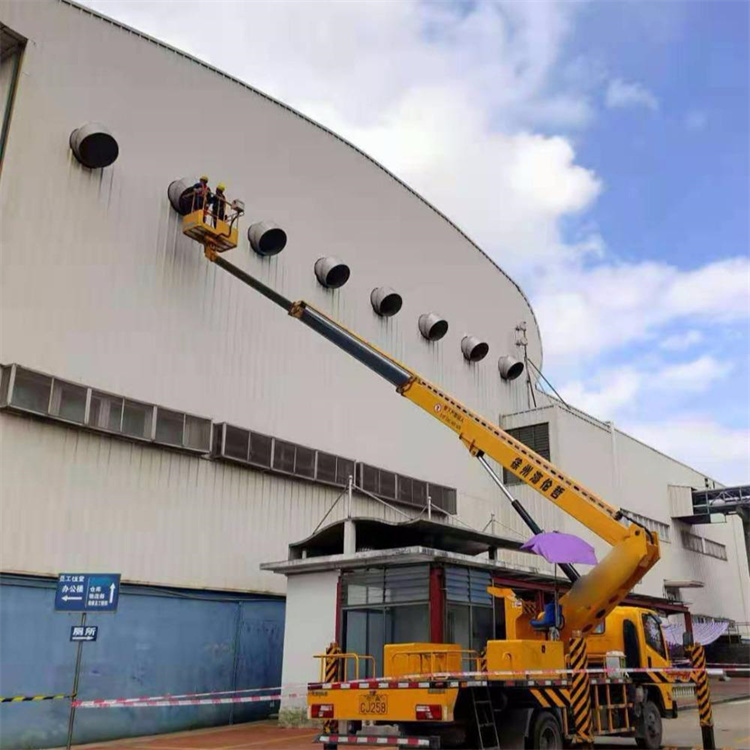 嘉禾高空作业车出租服务：专业广告牌安装解决方案