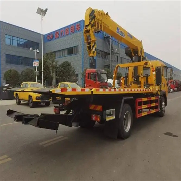 嘉禾附近小随车吊出租电话，轻松解决搬运烦恼