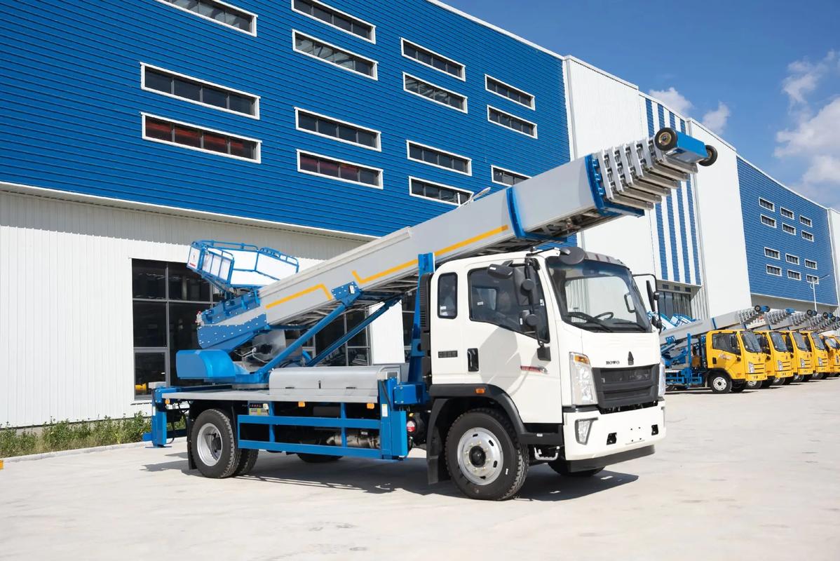 嘉禾出租云梯车高空作业车 建筑垃圾搬运