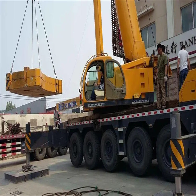 嘉禾当地吊车出租|机器吊装|75吨|工厂搬迁服务